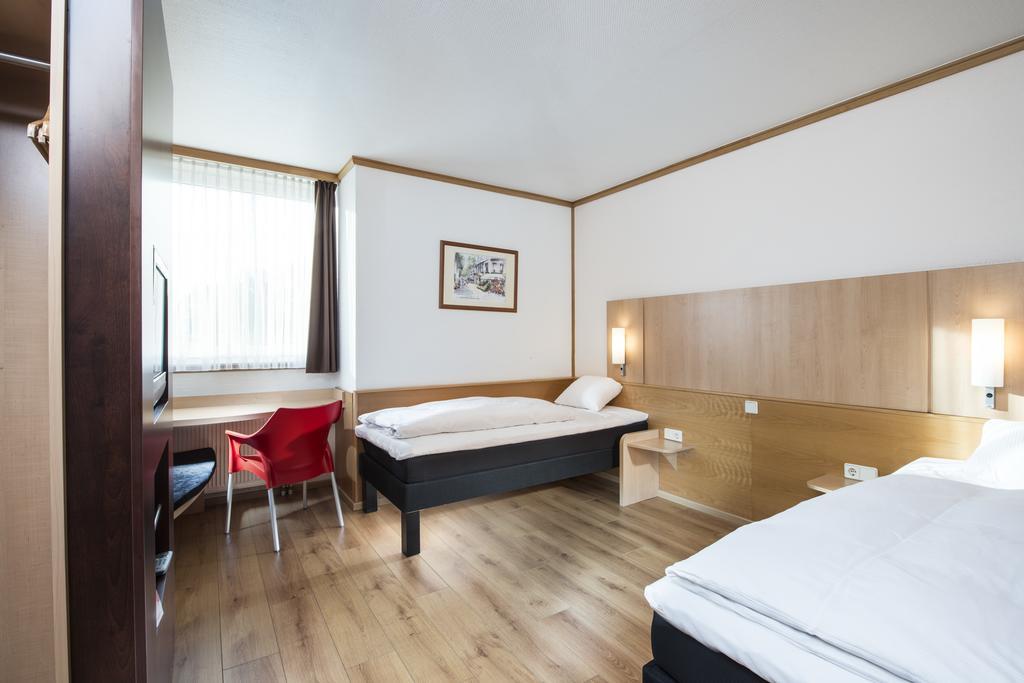 Hotel Ibis Kassel Melsungen Pokoj fotografie